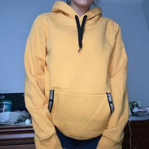 hollister sweatshirt